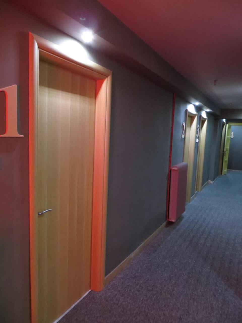 Leonidaion Guesthouse Ancient Olympia Exteriér fotografie A corridor in the hotel